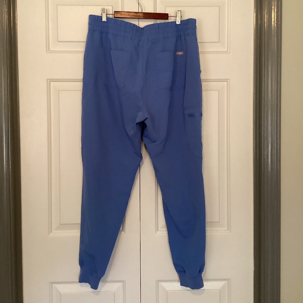Figs jogger scrub pants - Picture 2 of 3